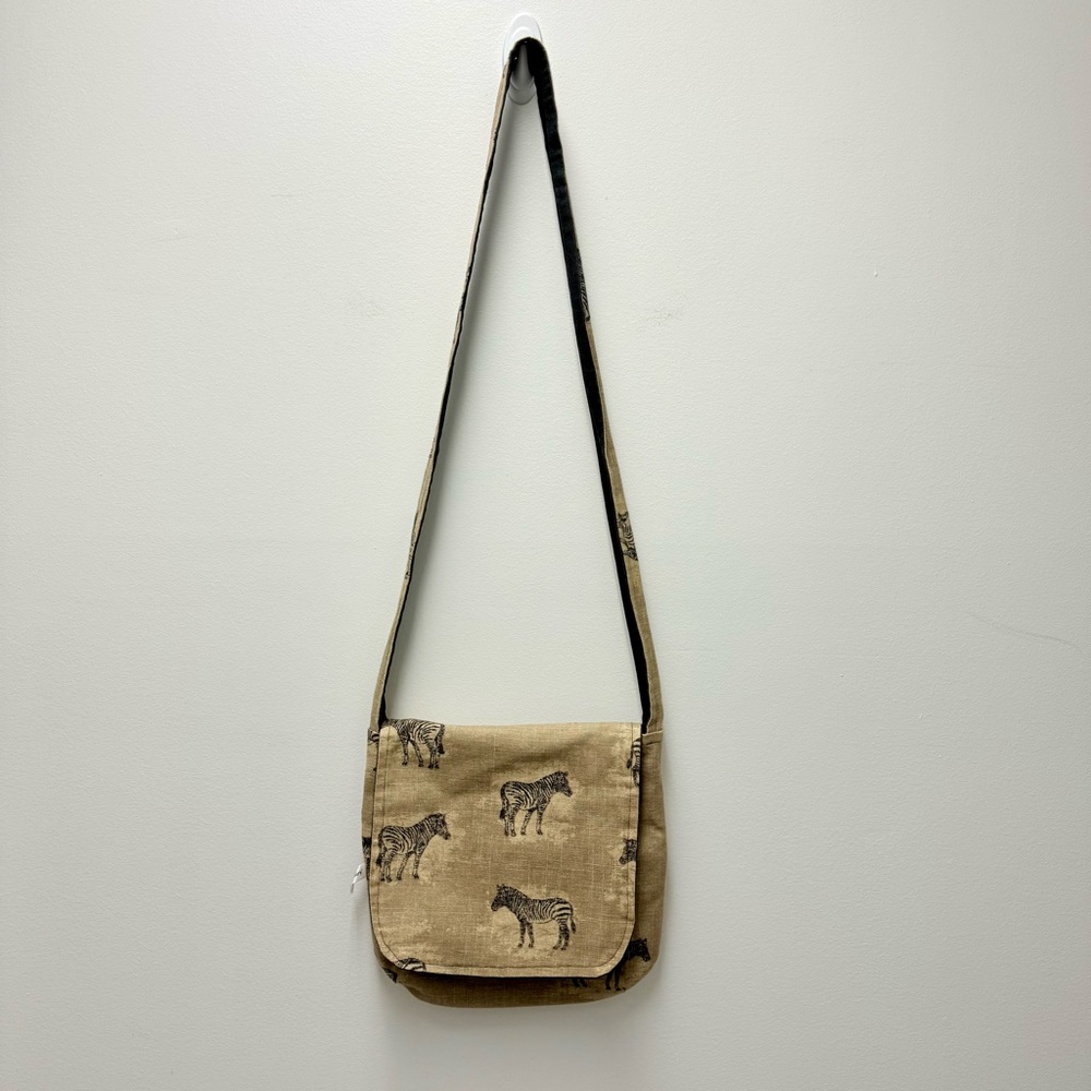Handmade Zebra Print Hemp Linen Crossbody Purse Bag, Black & Tan | One Size